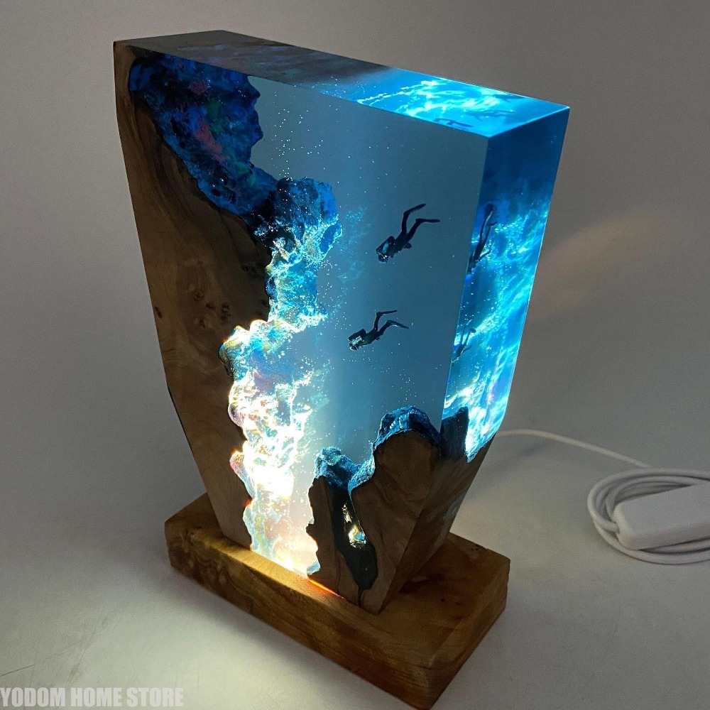 Resin Art World - مصباح طاولة جديد بتصميم كائنات بحرية